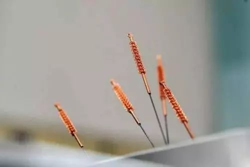 Why Can a Tiny Silver Needle Suppress Tumors? Experts Reveal the Secrets of 'Needles and Fire'!