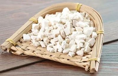The Dual Role of Poria: Medicinal and Culinary Uses
