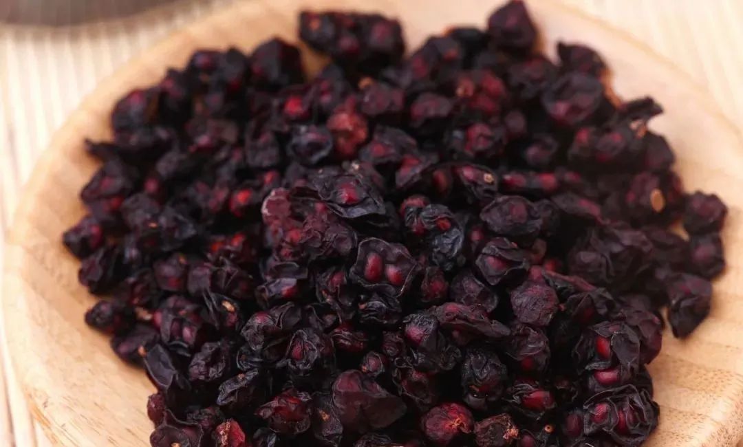 The Fastest Method to Boost Immunity: A Single Chinese Herb to Tonify Lung Qi, Spleen Qi, and Kidney Qi!