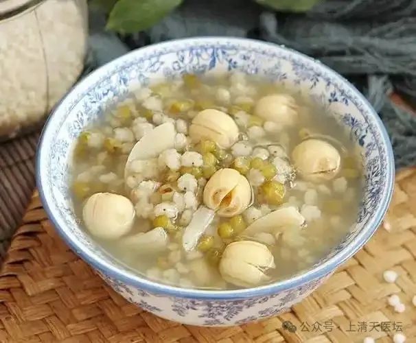 Five Methods of Daoist Health Preservation: Calmness, Breath Regulation, Dietary Therapy, Guiding Exercises, and Elixirs