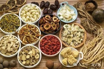 Eight Perfect Combinations of Astragalus: Optimal Pairing Methods