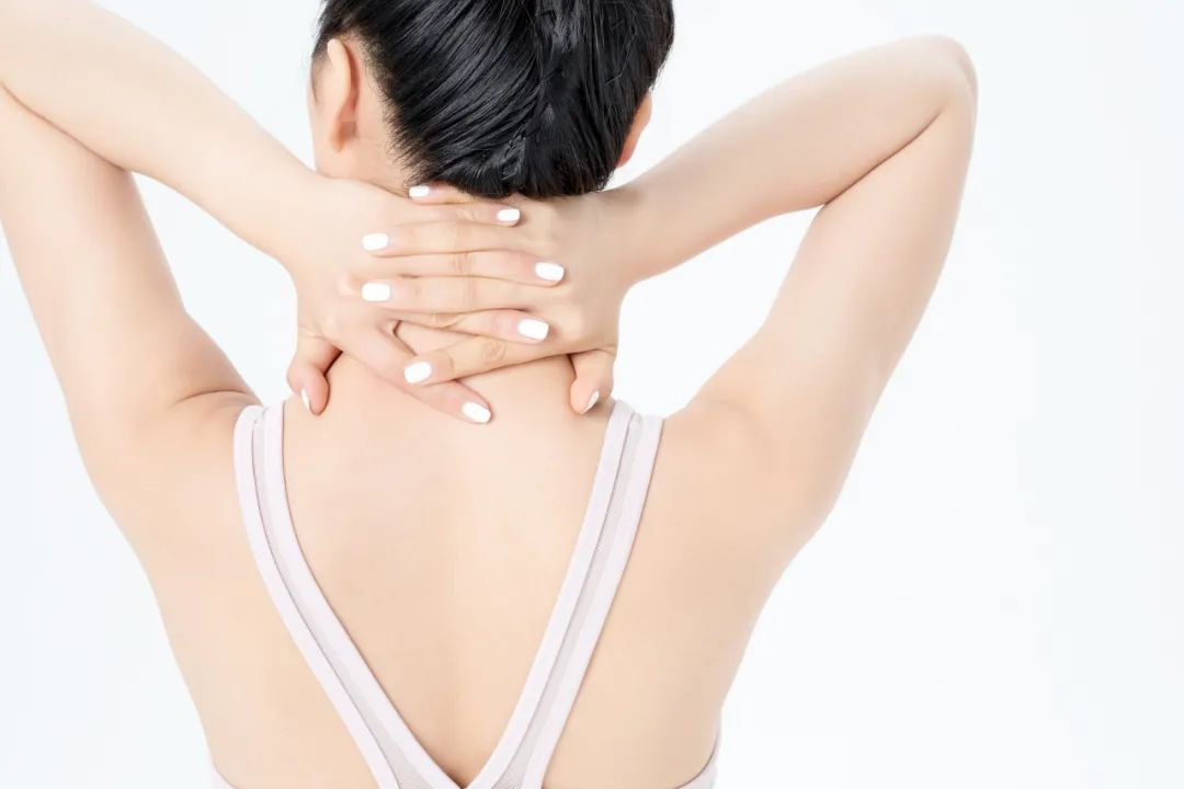 Teacher Zhang's Specialized Neck Disease Exercises for Desk Workers (Includes Video)