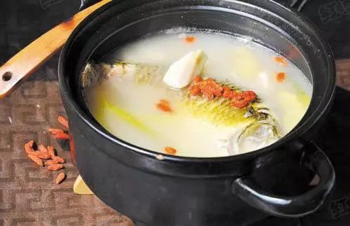 14 Nutritious and Delicious Medicinal Soups for the Spring Festival