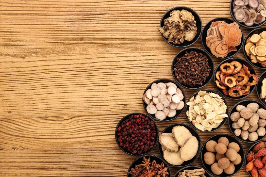 What is Dietary Nourishment? What is Dietary Therapy? The Differences Between the Two