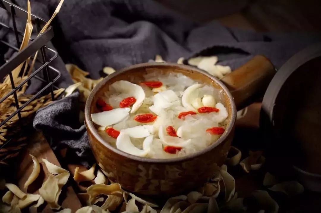 What Does 'Yin Deficiency with Excess Heat' Mean in Traditional Chinese Medicine?