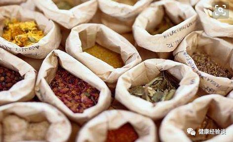Secret Remedies for Spleen and Stomach Yang Deficiency with Cold Pain in Traditional Chinese Medicine