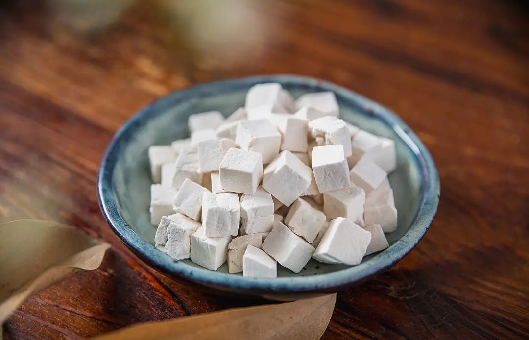 The Secret Formula for Eliminating Dampness from Qianjin Fang: Just 4 Medicinal Ingredients to Eradicate Dampness at Its Root!