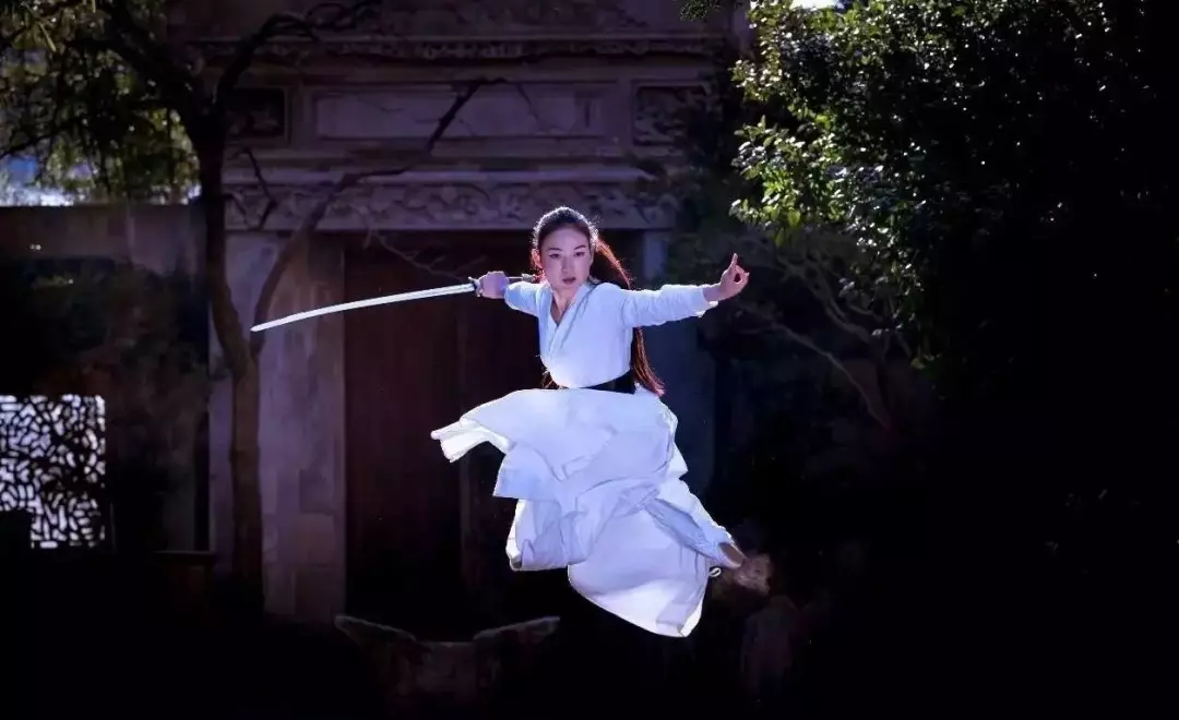 Why Practice Tai Chi? Here Are Many Unexpected Benefits!