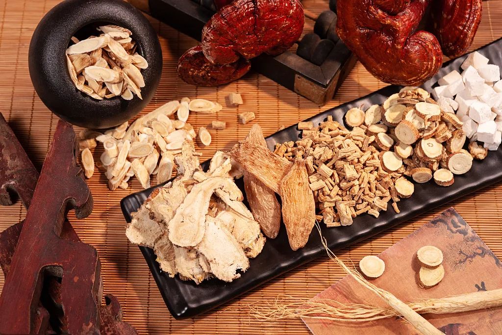 How Do the Six Excesses Affect Muscles, Flesh, Tendons, and Bones?