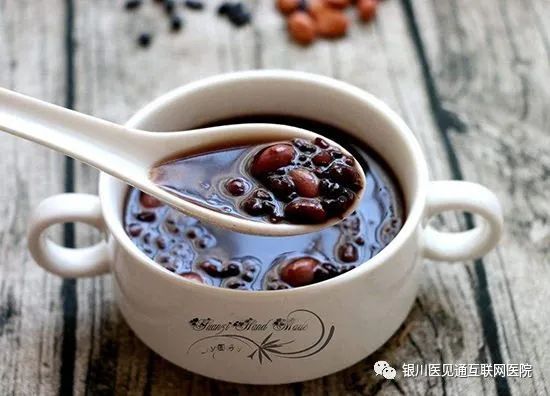 Differentiation of Blood Deficiency, Blood Stasis, Blood Cold, and Blood Heat in Traditional Chinese Medicine with Dietary Therapy