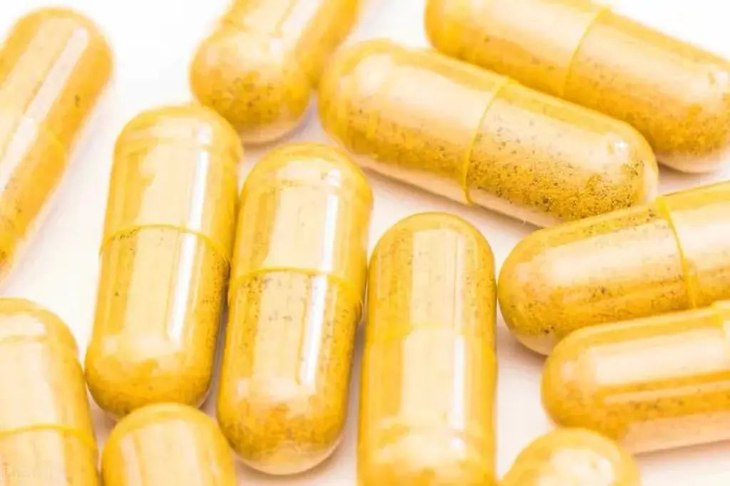 Six Blood-Activating Traditional Chinese Medicines for Promoting Blood Circulation and Dispelling Stasis