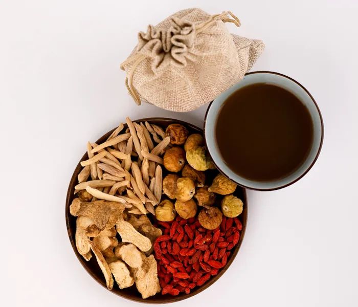 How to Consume Chuanxiong (Ligusticum Chuanxiong)?