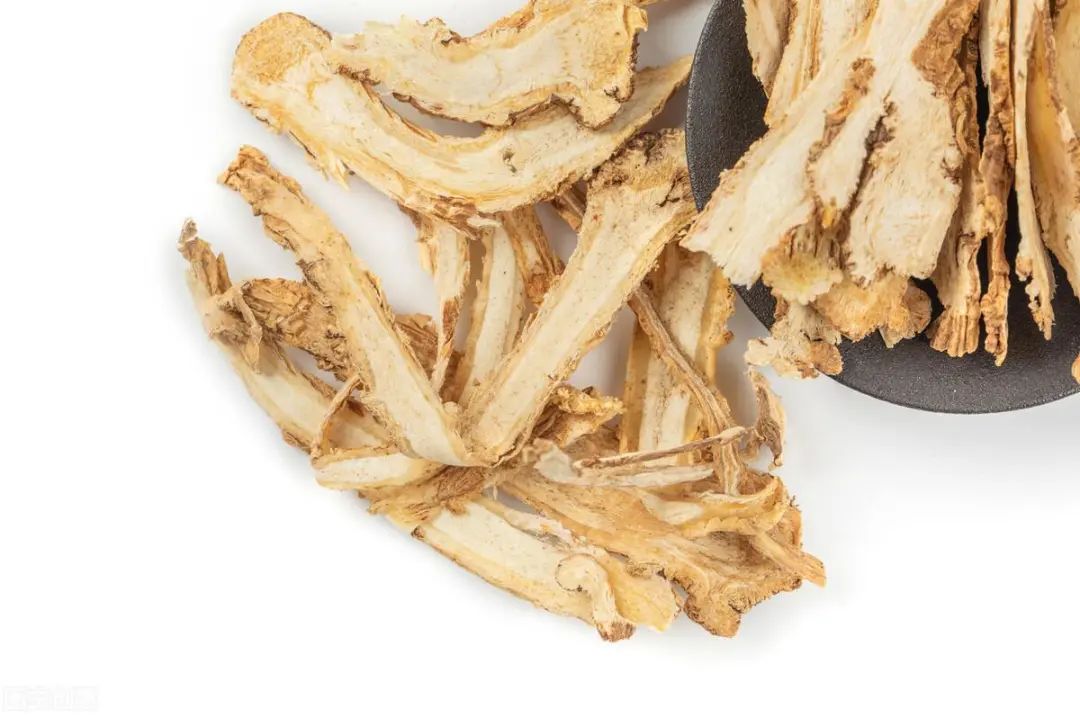 What Are the Benefits of Angelica Sinensis? What Are the Dietary Contraindications?