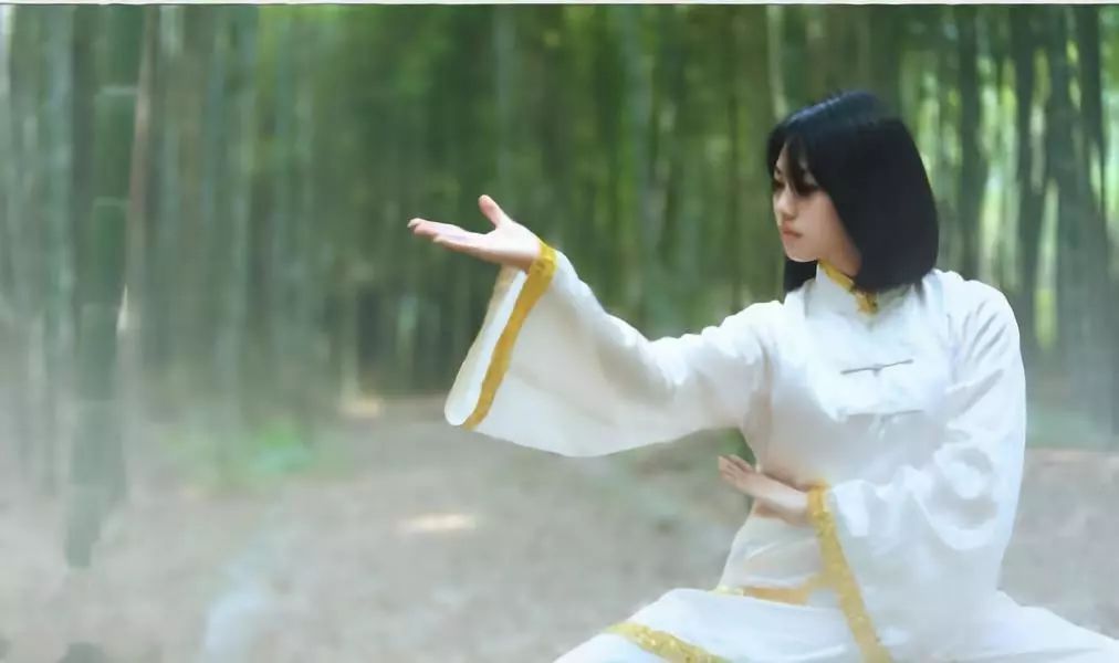 Traditional Chinese Medicine Guided Exercises: Simple Movements for Disease Prevention and Treatment