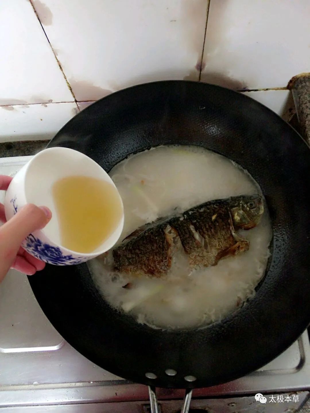 11 Medicinal Dishes to Nourish Qi and Blood with 18 Ingredients