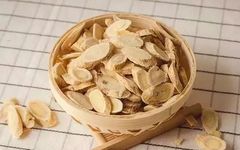 The Top 10 Benefits and 5 Contraindications of Drinking Astragalus Tea: Are You Consuming It Correctly?