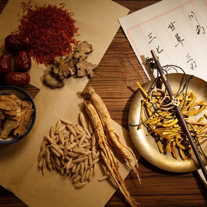 Commemorating Zhang Zhongjing: Revisiting the Three Steps to Mastering the Treatise on Cold Damage