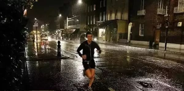 Can You Only Run at Night During Humid and Hot Weather? The Best Running Times Are Actually at Dawn and Dusk