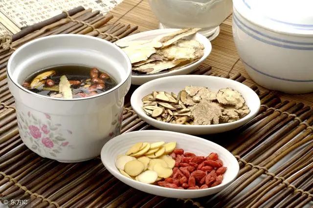 Understanding Yin Deficiency in Traditional Chinese Medicine: Symptoms and Common Remedies