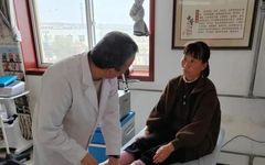 Traditional Chinese Medicine Tuina: Health Treatment to Unblock Meridians and Harmonize Qi and Blood Balance Yin and Yang