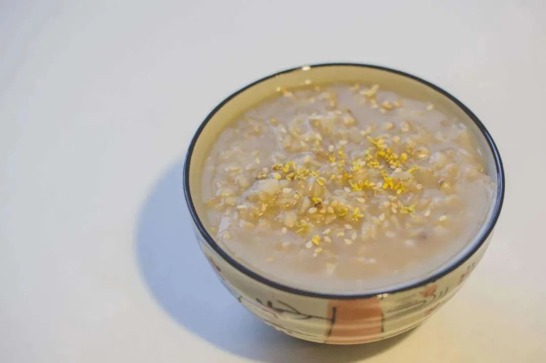 The Dual Role of Coix Seed in Medicine and Food