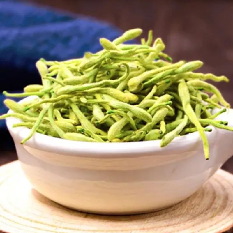 Traditional Chinese Medicine and Health Preservation in the Compendium of Materia Medica