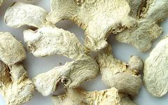 The Effects and Uses of Dried Ginger (Gan Jiang)
