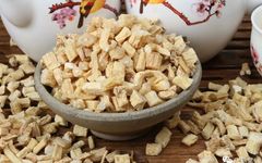 The Efficacy and Uses of Codonopsis (Dang Shen), Its Consumption Methods and Contraindications, and Suitable Populations
