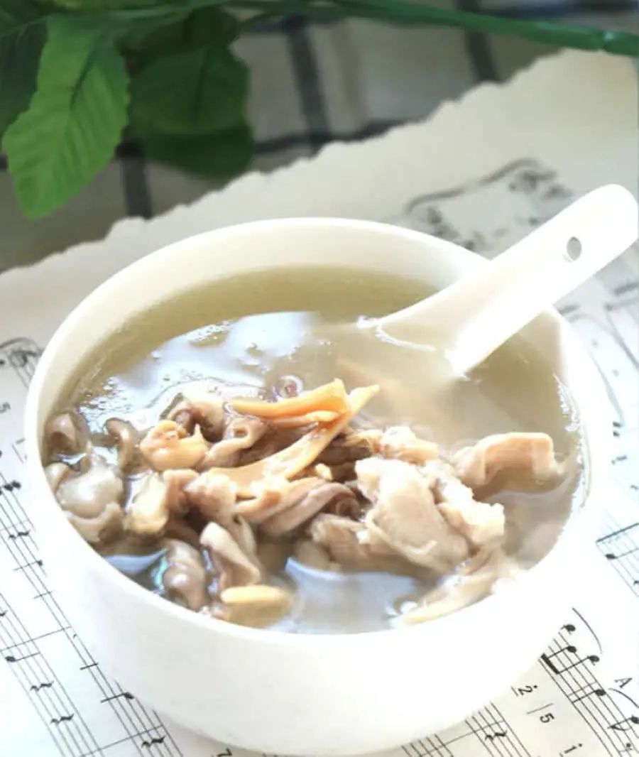 Winter Wellness: How to Nourish Your Spleen and Stomach Against Cold