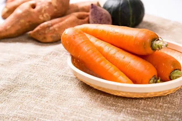 Top Ten Blood-Nourishing Foods for a Healthy Glow Every Day