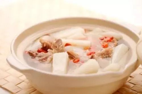 Understanding Yin Deficiency Constitution and How to Nourish It