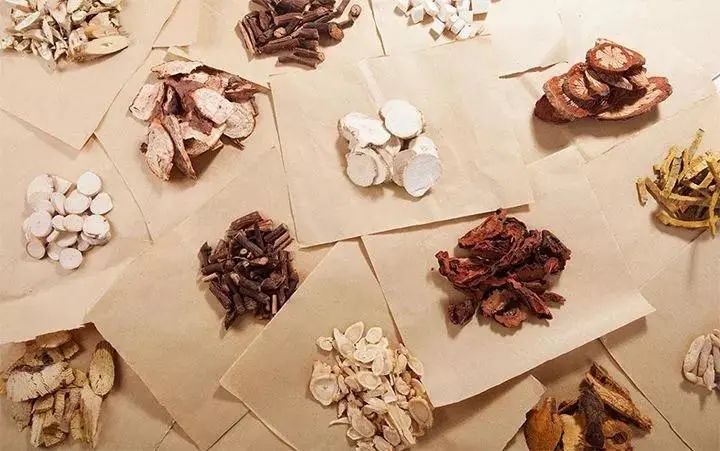 Eight Common Diagnostic Methods in Traditional Chinese Medicine