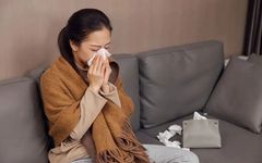 Understanding Wind-Cold and Wind-Heat Colds at a Glance