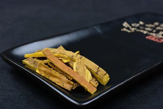 Managing Qi Deficiency and Fluid Loss During the Dog Days of Summer with Two Renowned Formulas: Qing Shu Yi Qi Decoction for Qi Enhancement and Heat Clearance!