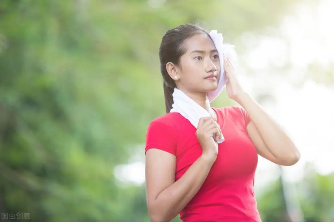 What is Yin Deficiency Constitution? 5 Signs Indicating Yin Deficiency and Dietary Remedies to Remember