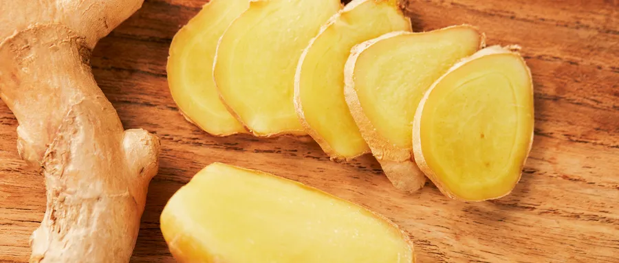 The Distinct Benefits of Fresh Ginger and Dried Ginger: Choosing the Right Ginger for Health Before the Dog Days of Summer