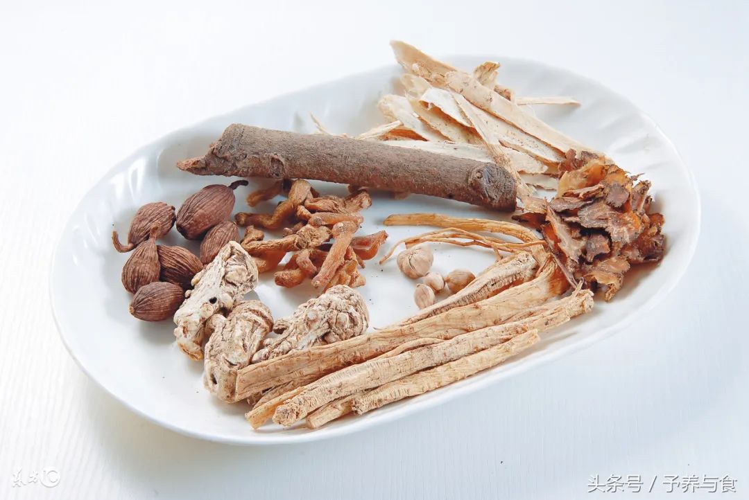 Who Should Not Consume Codonopsis? Effects and Suitable Groups for Codonopsis
