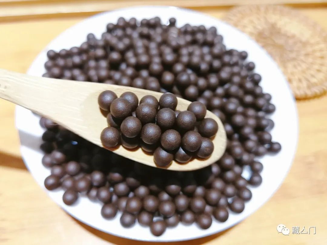 Traditional Chinese Medicine Pills: History, Development, and Innovations