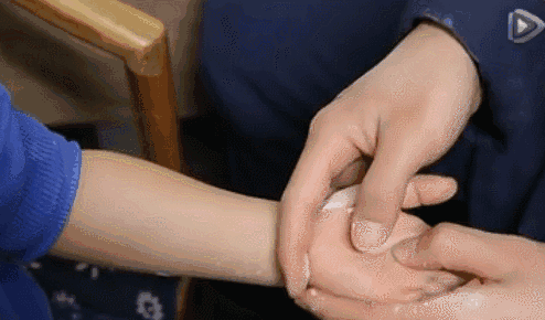 21 Pediatric Tuina Techniques to Easily Address Common Childhood Ailments!