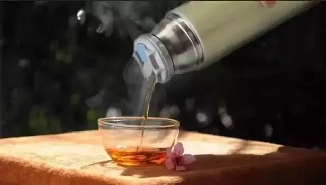 The Premier Qi-Boosting Herb: Astragalus for Infusions and Soups to Nourish Qi and Blood!
