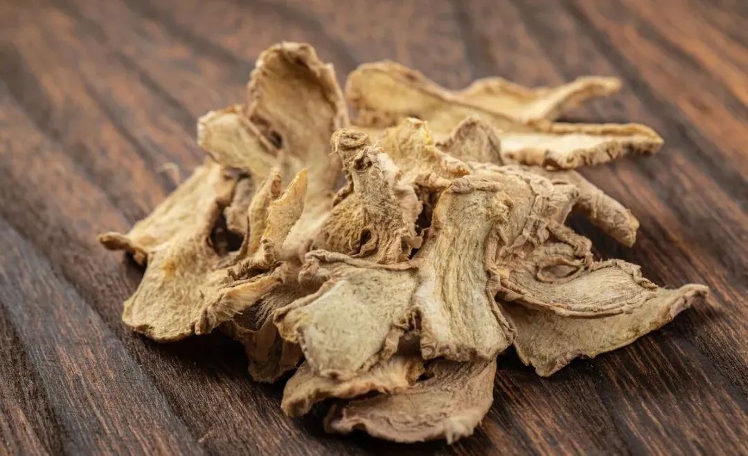 A Formula to Warm Yang and Disperse Cold: Three Herbal Ingredients to Revive Yang Qi