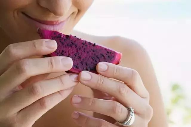 Fruits Classified by Cold and Heat: Eating According to Body Constitution