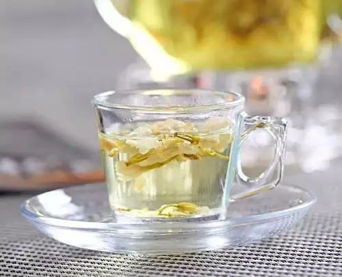 Astragalus: The Top Qi-Boosting Herb - TCM Expert Shares Four Effective Combinations