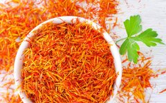 The Benefits and Uses of Hong Hua (Safflower) in Traditional Chinese Medicine