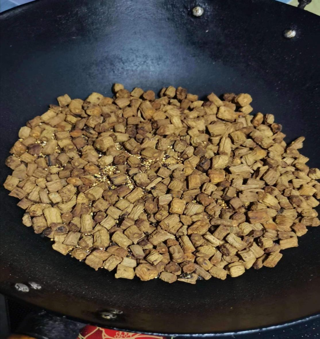 Weekly Chinese Herb: The Source of Medicine and Food