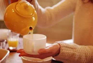 What Are the Benefits of Drinking Honeysuckle Tea? Key Points to Know to Avoid Misuse