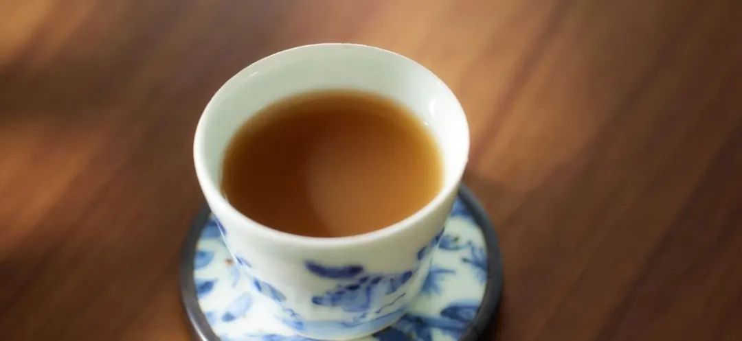 During the Major Heat Solar Term, Damp Heat 'Traps' the Five Organs: Drink Herbal Tea and Eat Cold Dishes