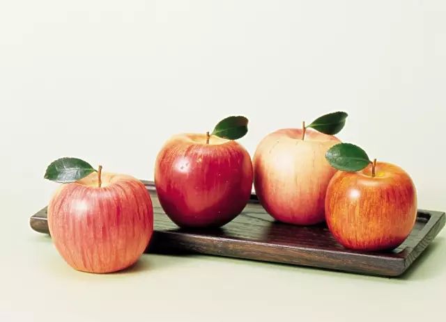 Understanding Fruits Based on Cold and Hot Properties for Optimal Health: A Comprehensive Fruit Guide
