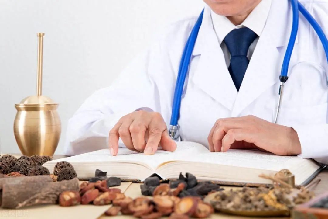 Understanding the Four Types of Deficiency in TCM: Qi, Blood, Yang, and Yin