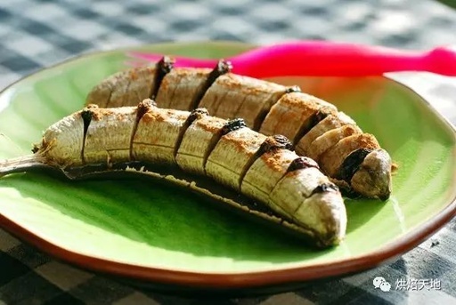 Baked Fruits: A Delicious Twist with Cinnamon Baked Bananas